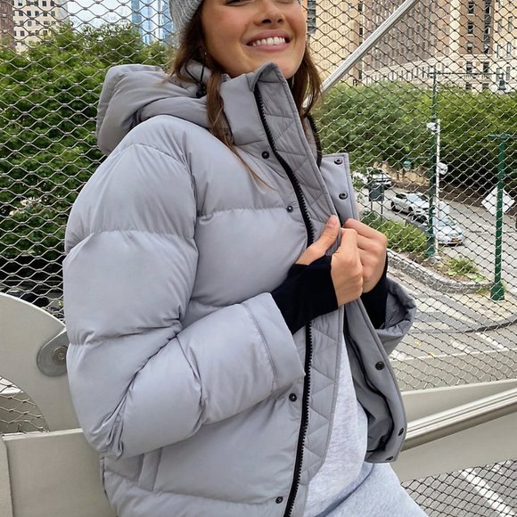Aritzia Tna The Super Puff Marble Grey 